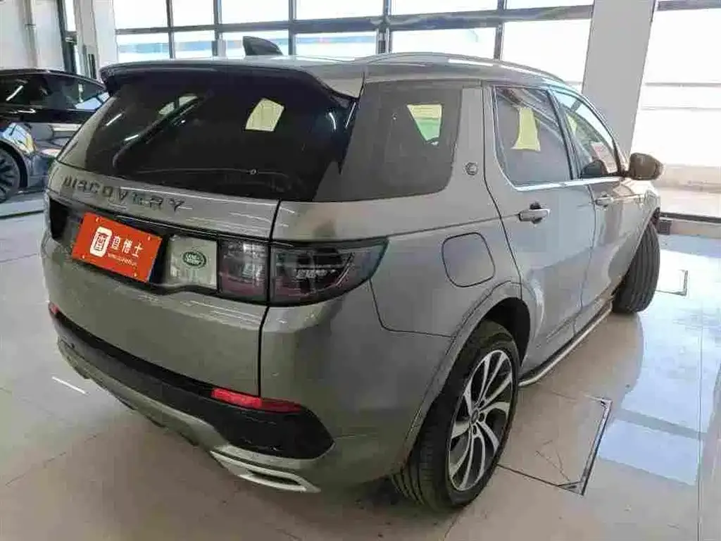 Land Rover Discovery Sport — фото 8