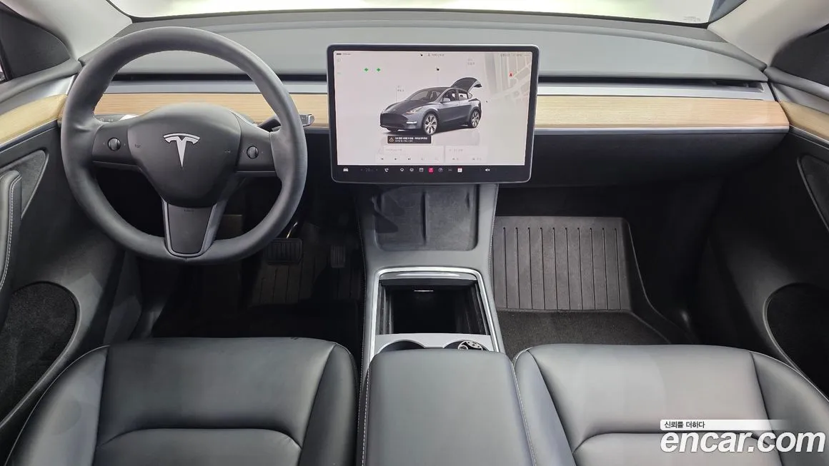 Tesla Model Y — фото 8