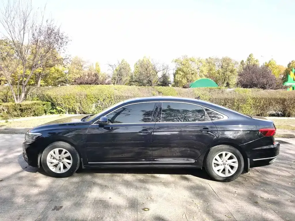 Volkswagen Passat 2021 из CN, фото 9