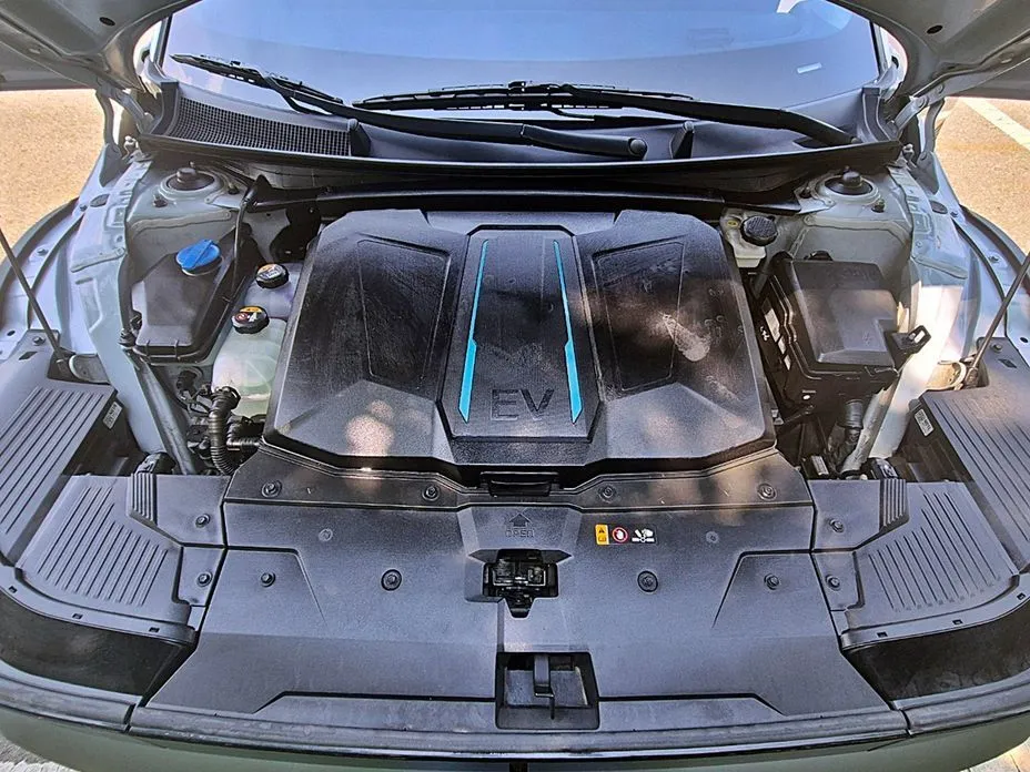Hyundai Ioniq5 — фото 10