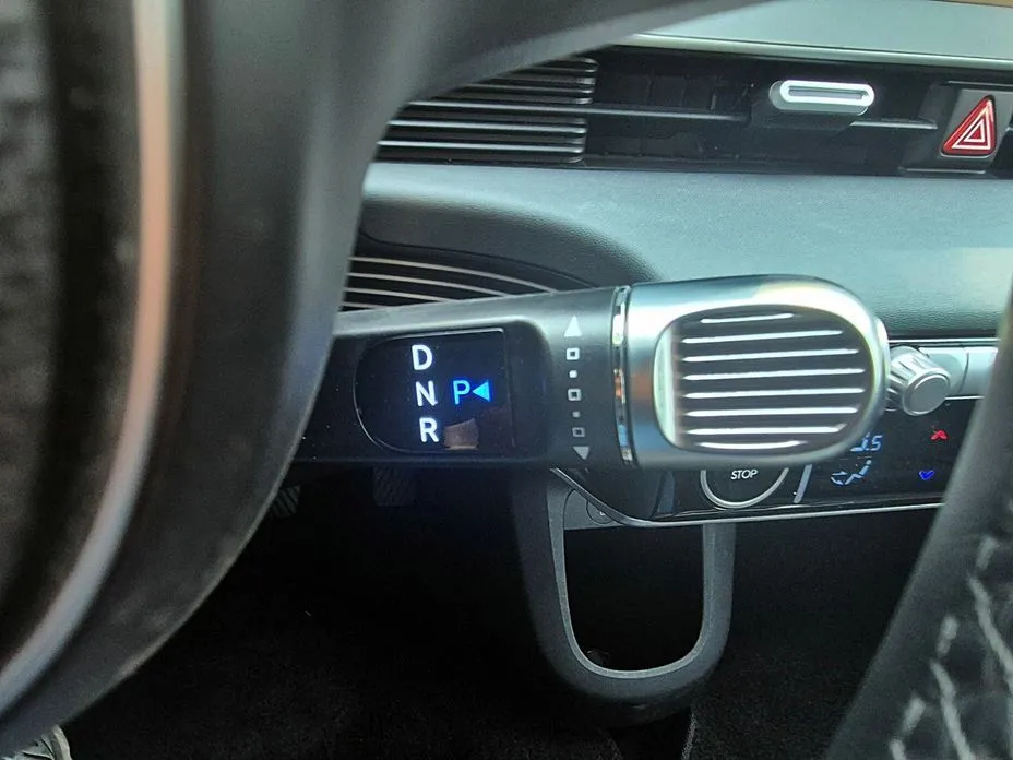 Hyundai Ioniq5 — фото 3