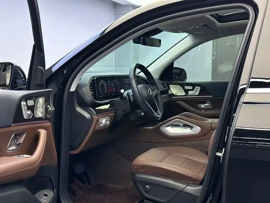 Mercedes-Benz GLE — фото 10