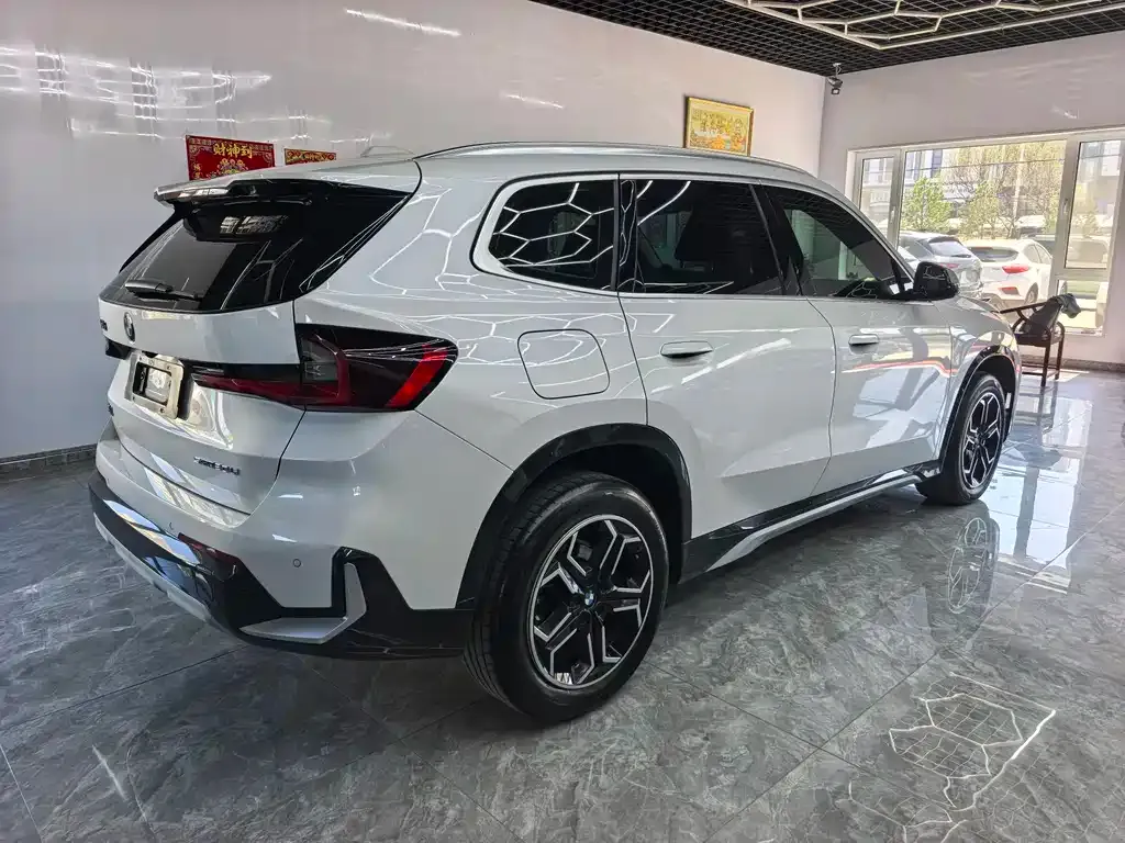 BMW X1 — фото 4