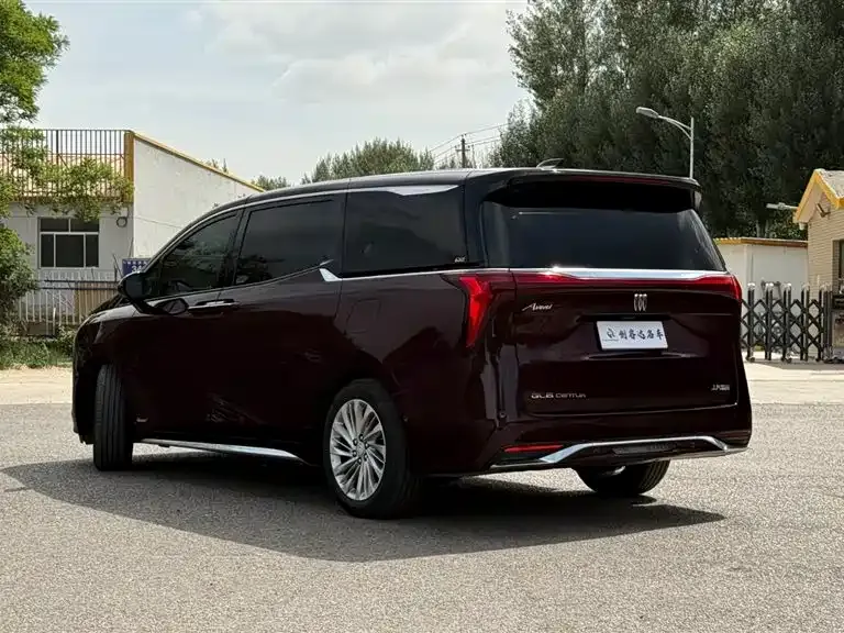 Buick Century 2023 из CN, фото 7