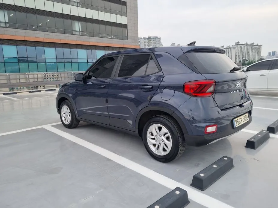 Hyundai Venue 2021 из KR, фото 2