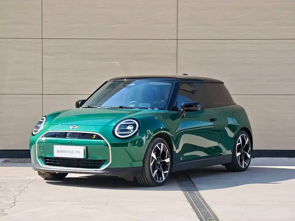 MINI Cooper EV — фото 1