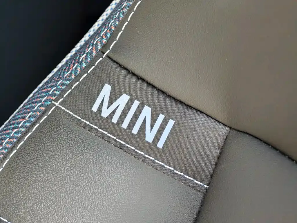MINI Cooper EV — фото 7