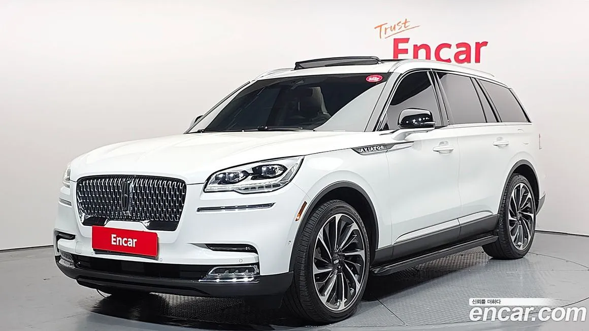 Lincoln Aviator