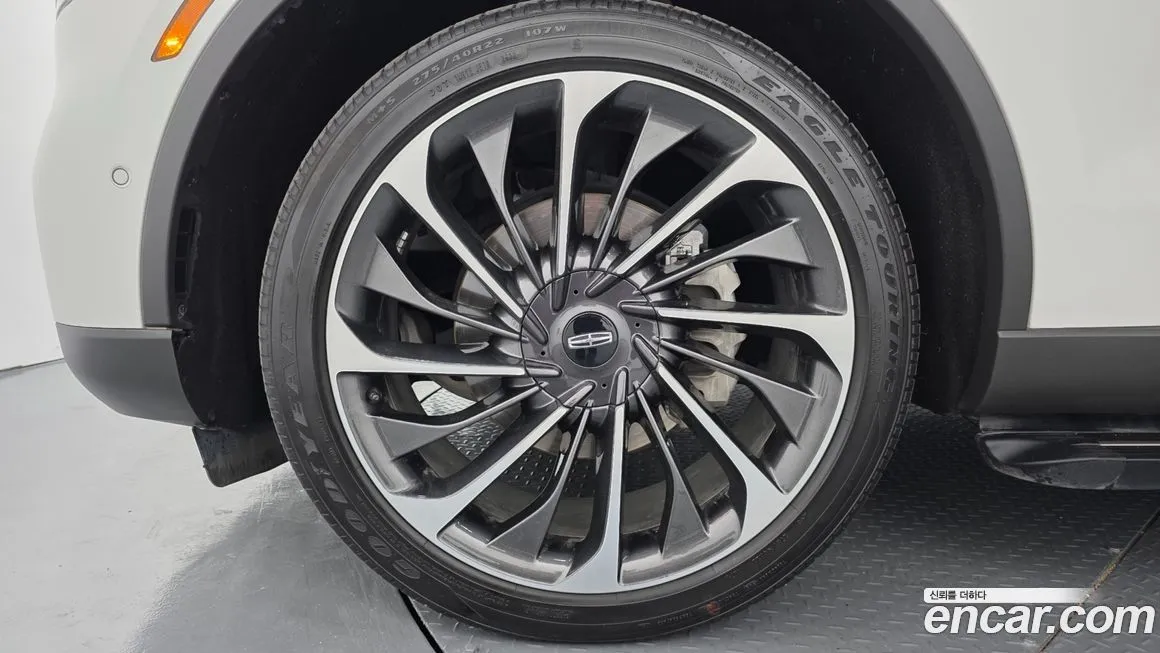 Lincoln Aviator 2023 из KR, фото 10