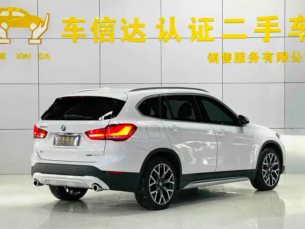 BMW X1 — фото 3