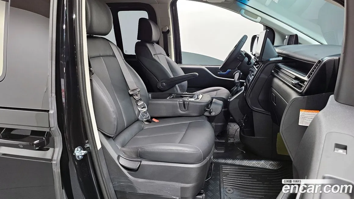 Hyundai Staria 2026 из KR, фото 8