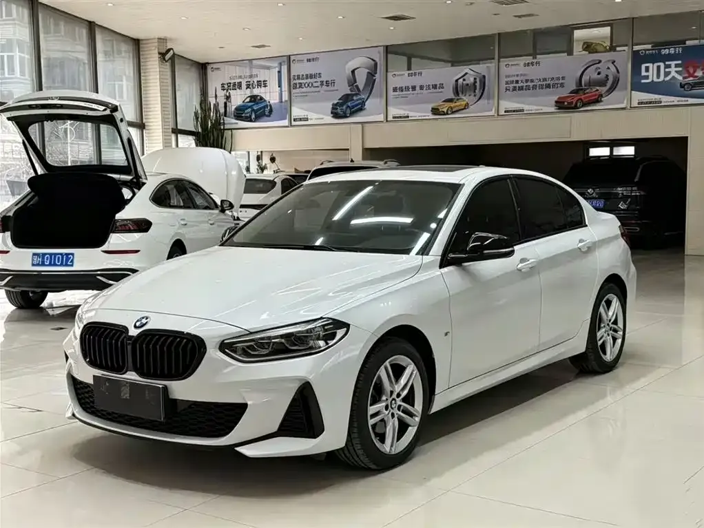 BMW 1 Series — фото 1