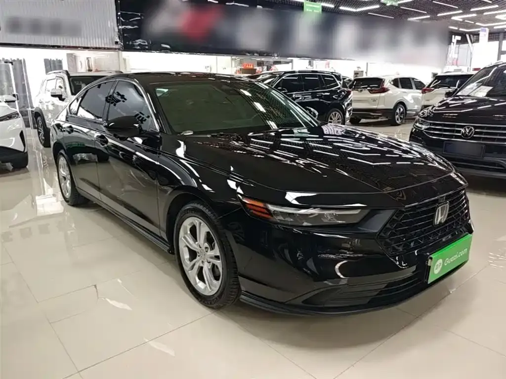 Honda Accord — фото 8