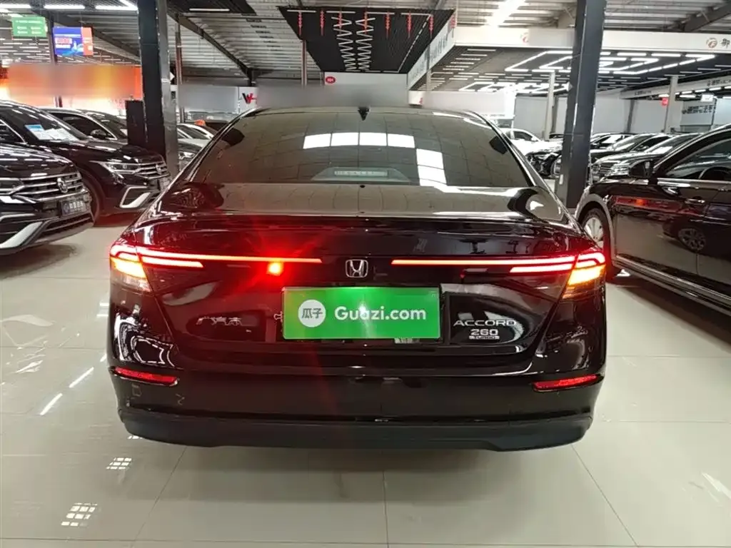 Honda Accord — фото 2