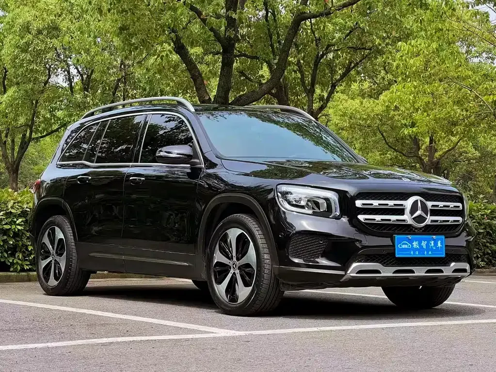 Mercedes-Benz GLB — фото 10