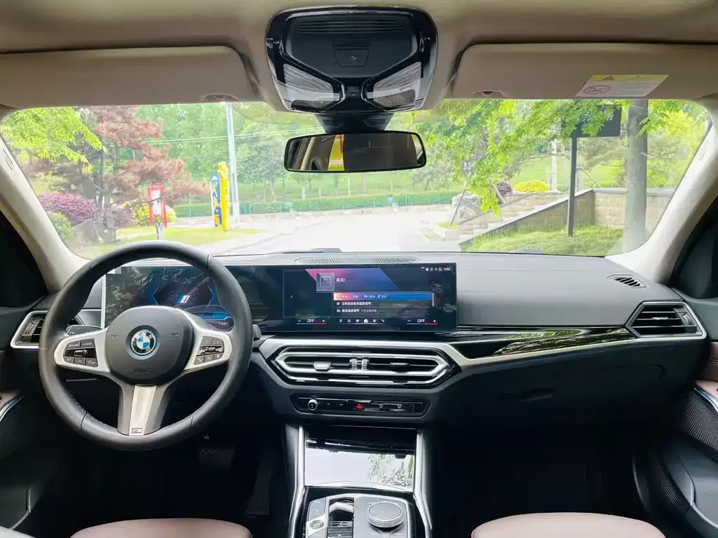 BMW i3 — фото 5