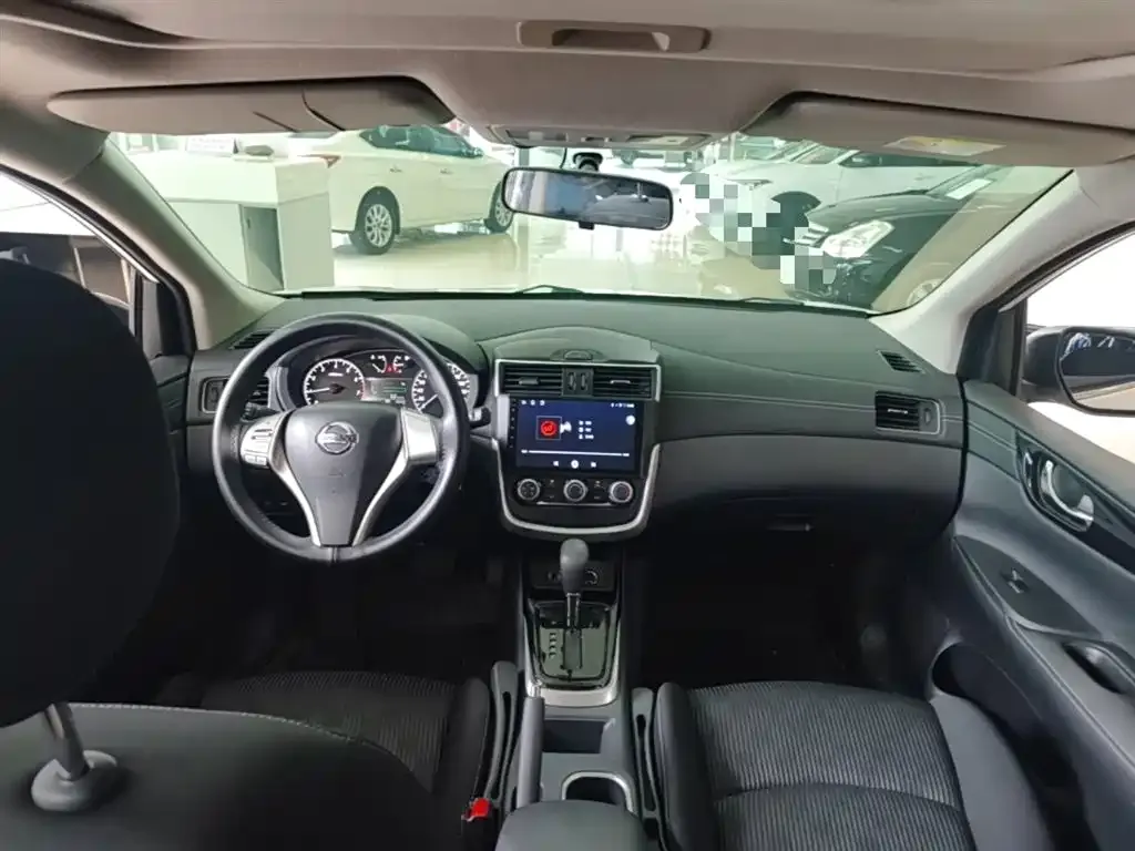 Nissan Tiida 2024 из CN, фото 8