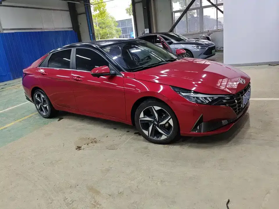 Hyundai Elantra — фото 6