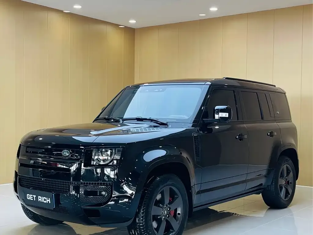 Land Rover Defender — фото 1