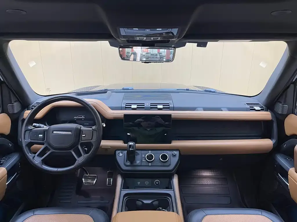 Land Rover Defender — фото 6
