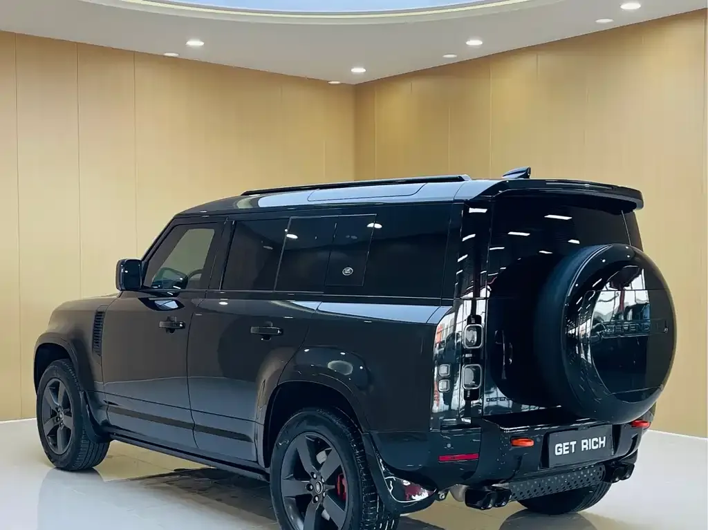 Land Rover Defender — фото 4