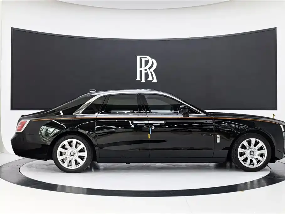 Rolls-Royce Ghost — фото 6