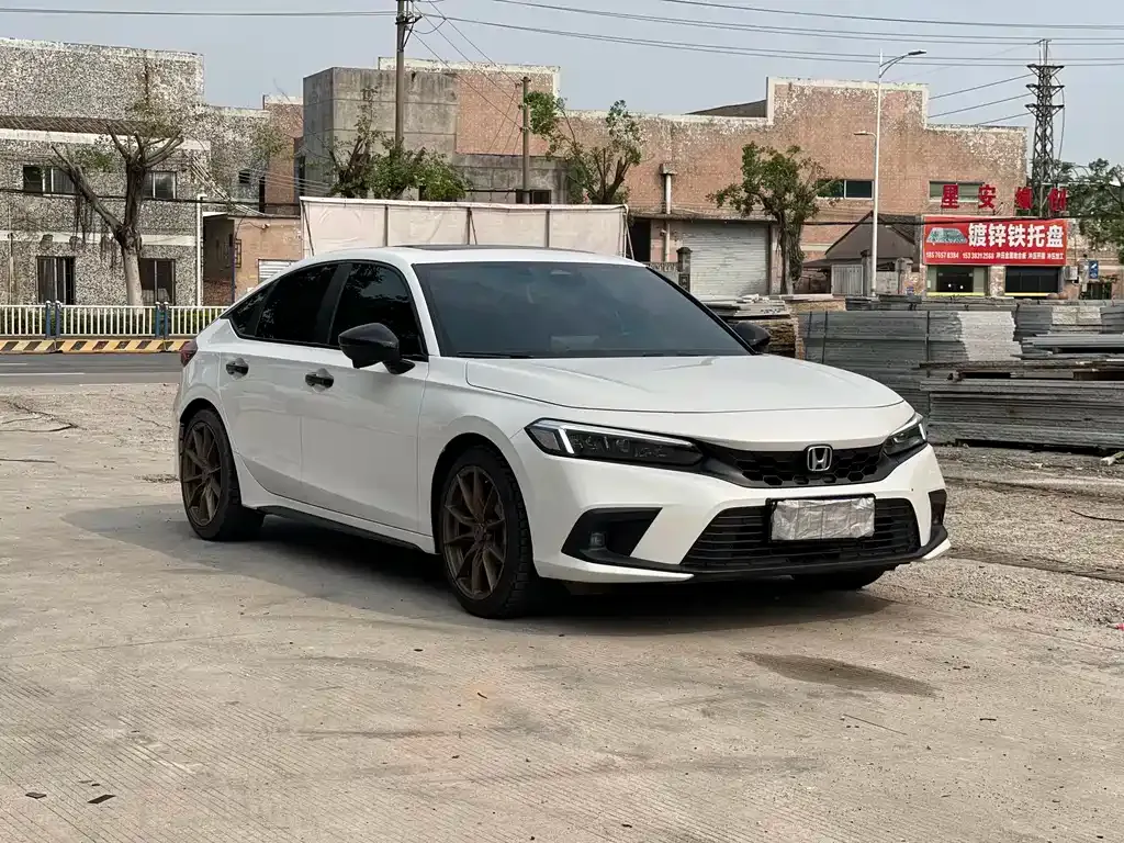 Honda Civic — фото 8