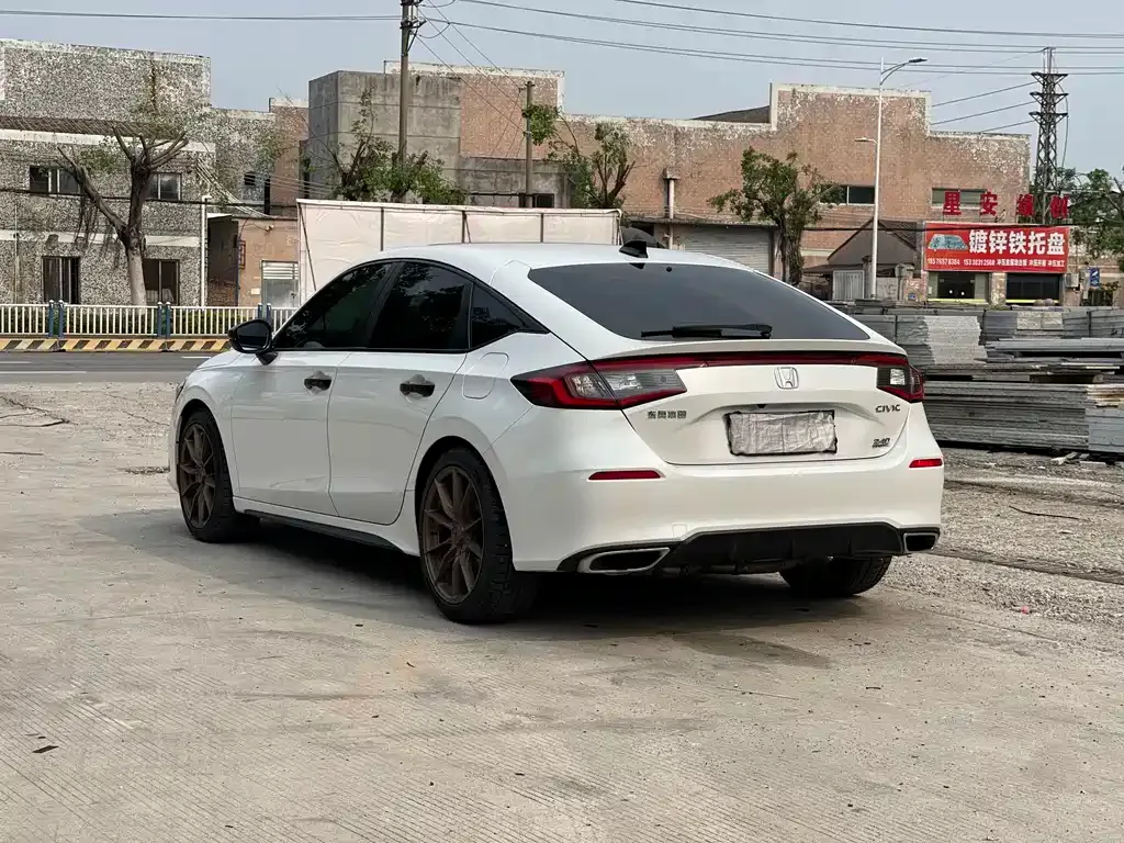 Honda Civic — фото 4