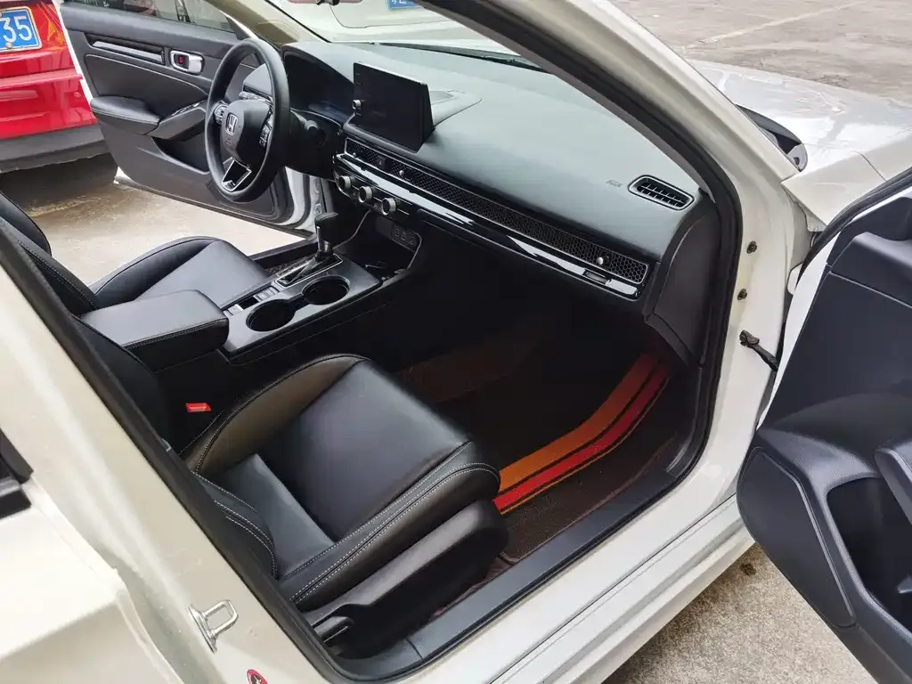Honda Civic — фото 3