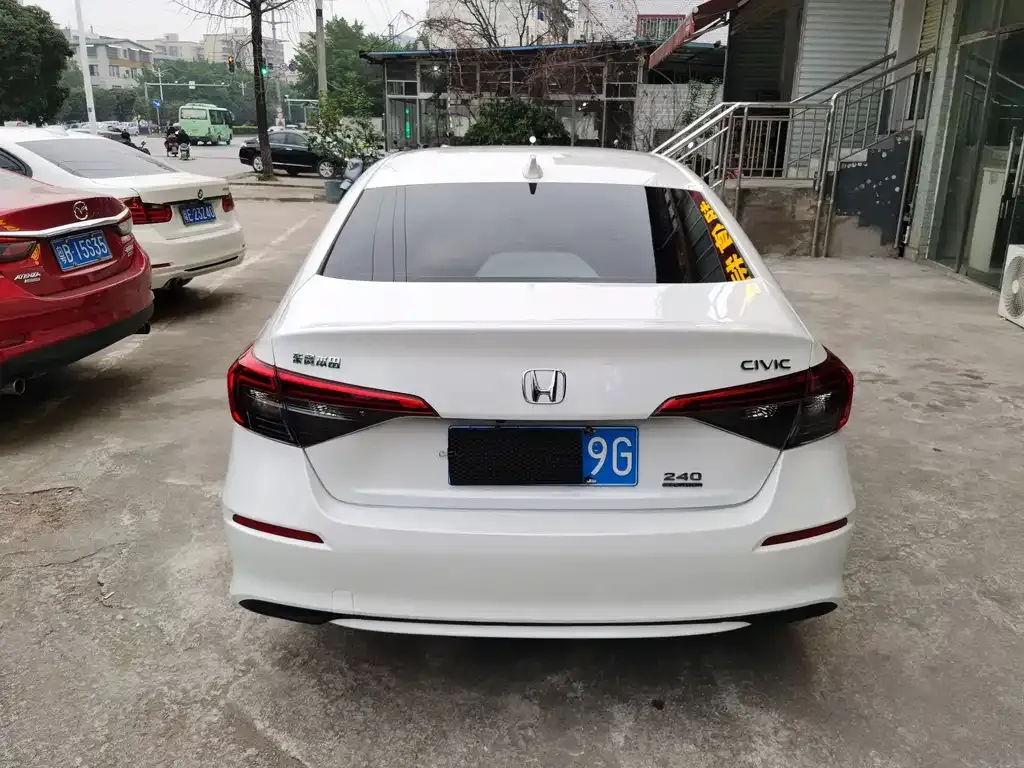Honda Civic — фото 7