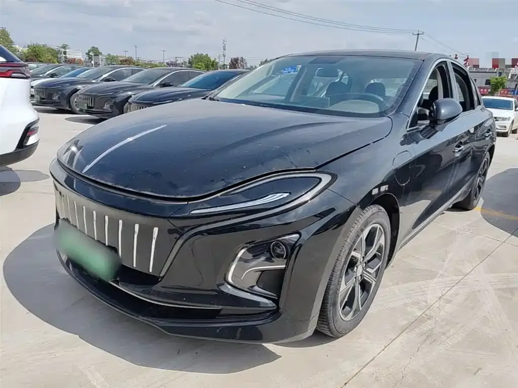Hongqi E-QM5 — фото 4