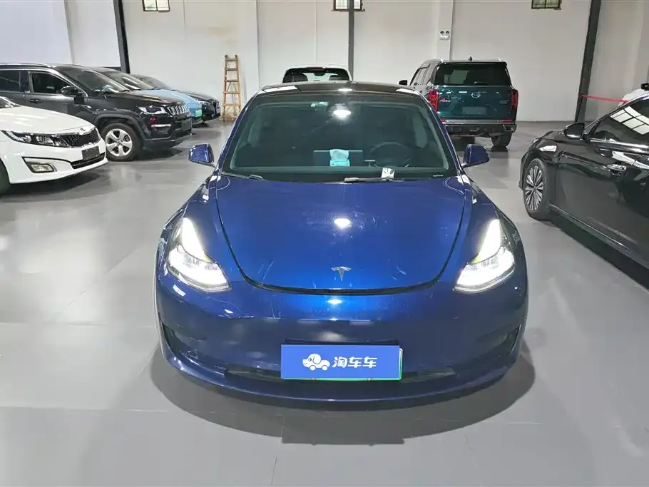 Tesla Model 3 — фото 3