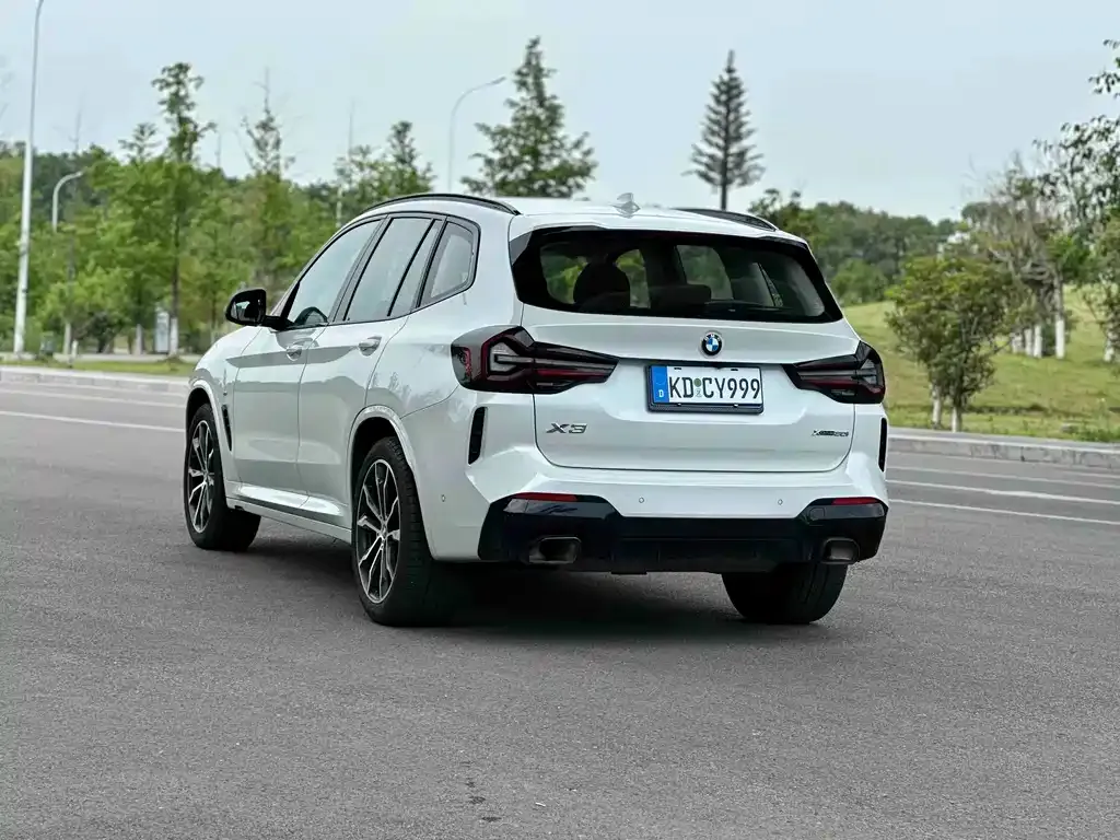 BMW X3 — фото 9