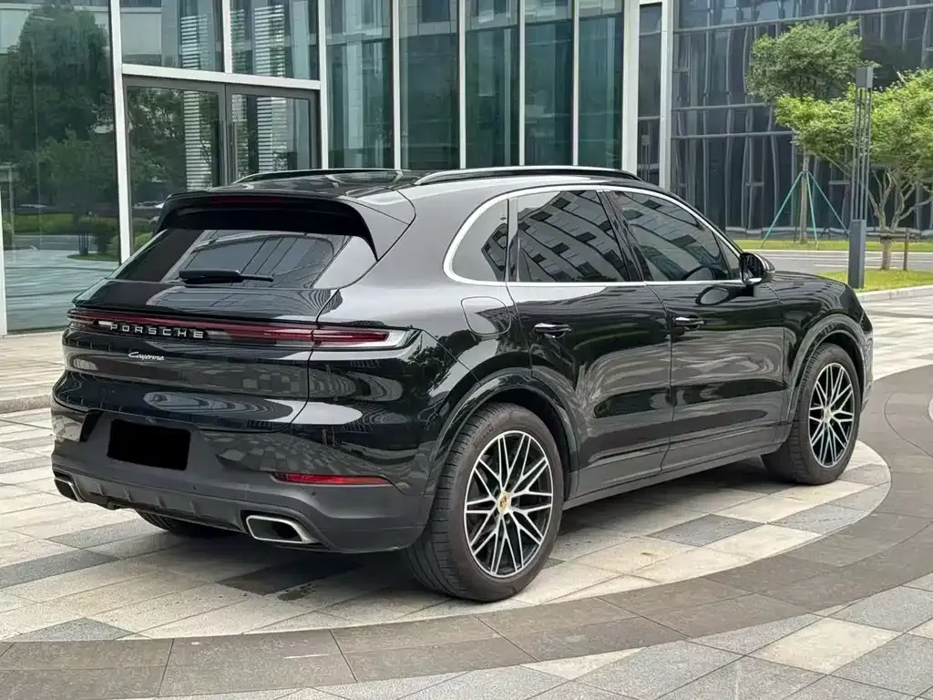Porsche Cayenne — фото 6