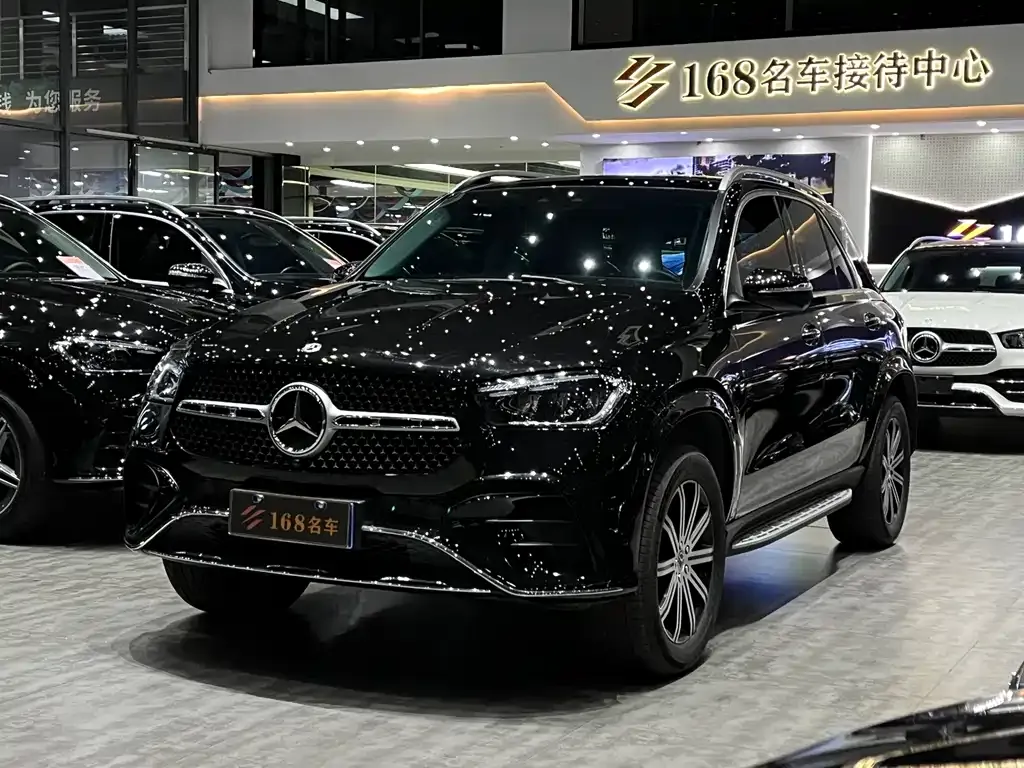 Mercedes-Benz GLE — фото 1