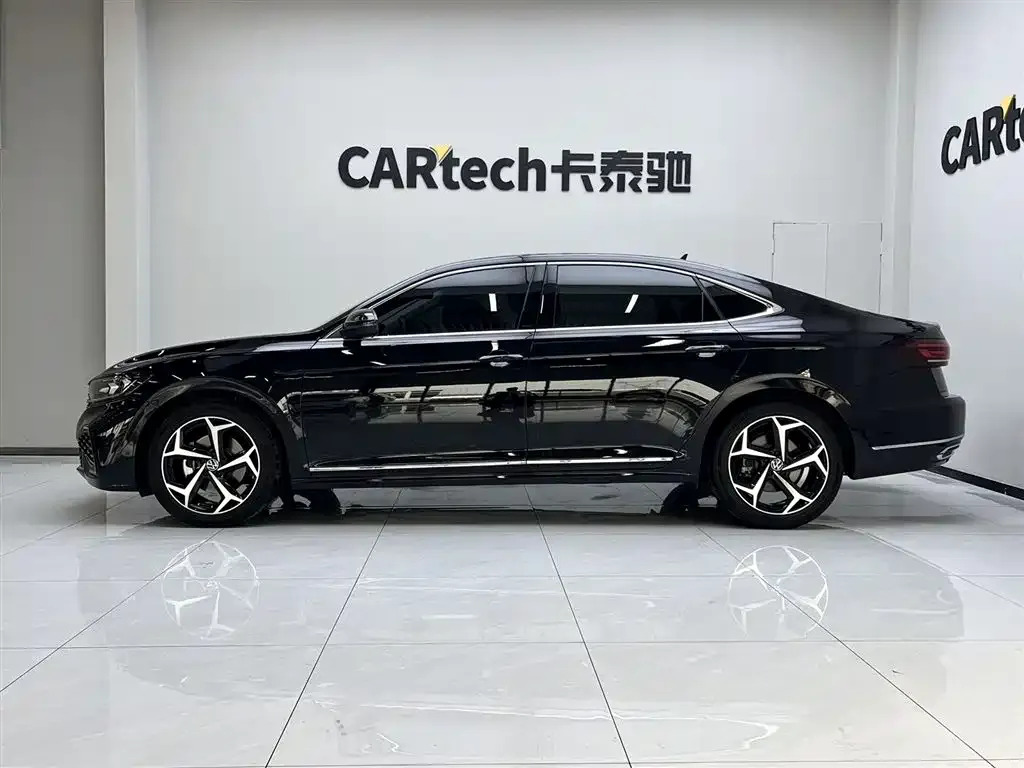 Volkswagen Passat — фото 3