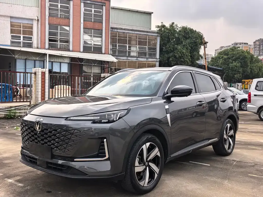 Changan CS55PLUS — фото 1
