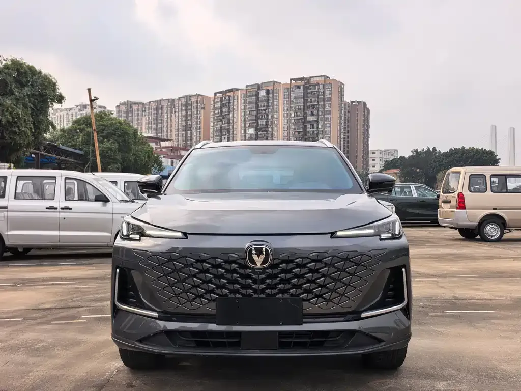 Changan CS55PLUS — фото 2