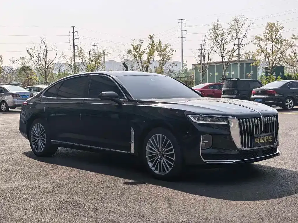 Hongqi H9 — фото 10