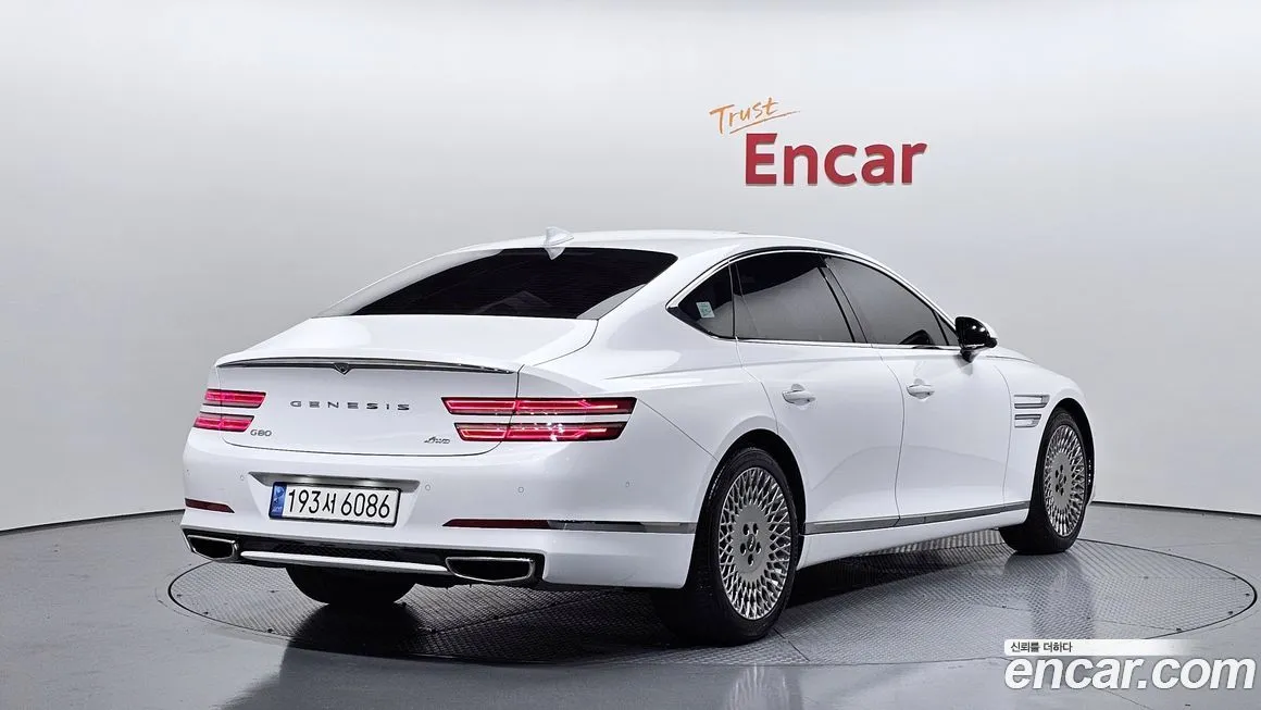 Genesis G80 — фото 10