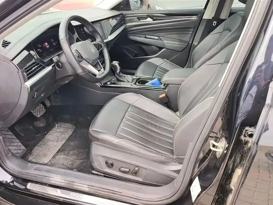 Volkswagen Passat — фото 8