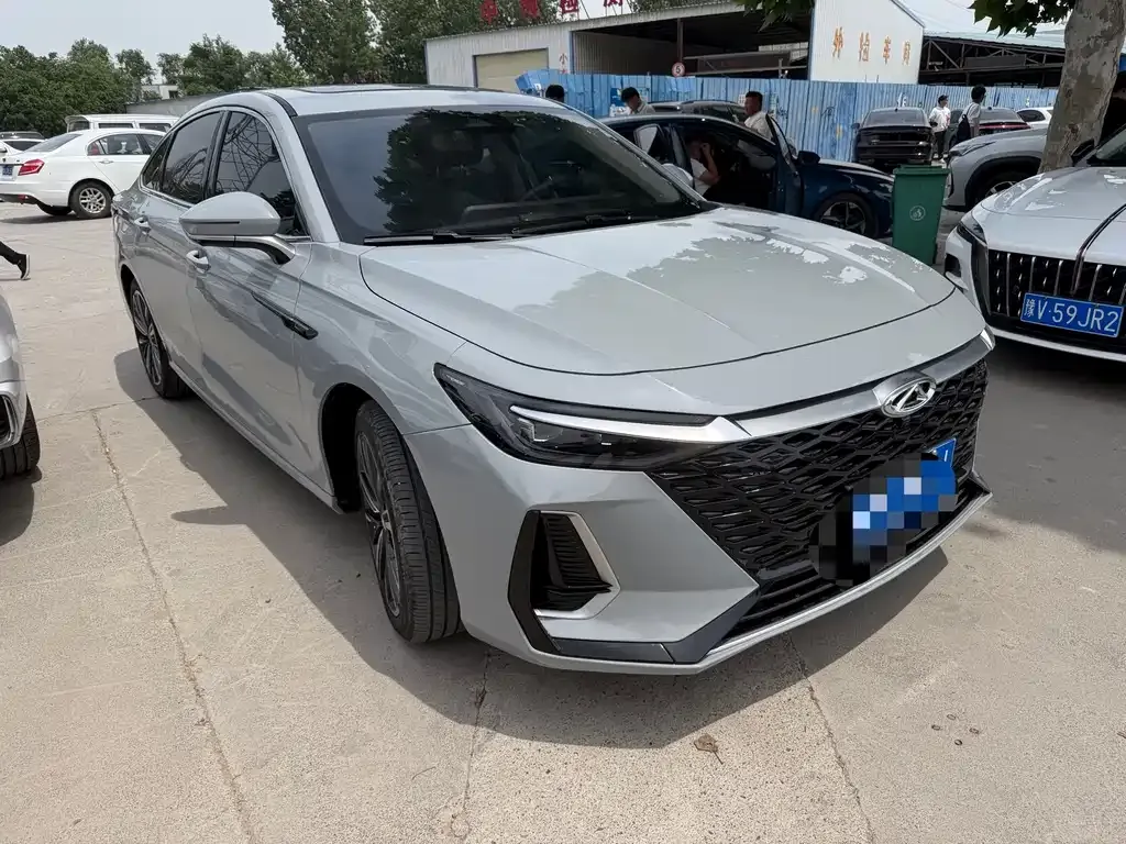 Chery Arrizo 8