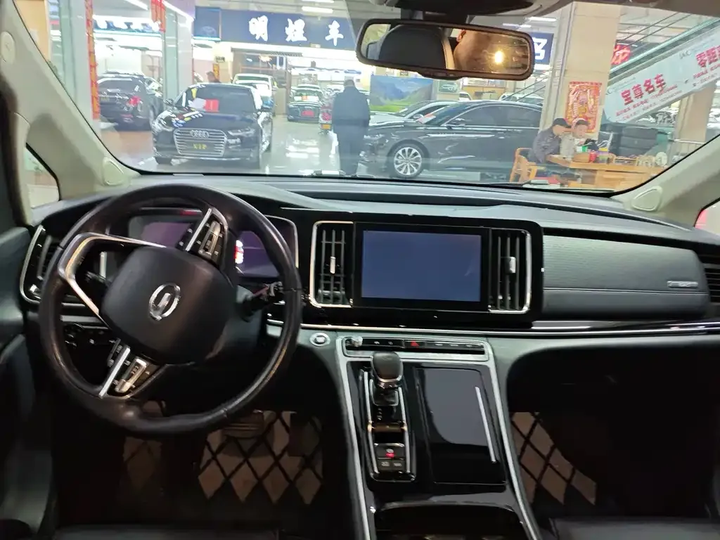 GAC Motor Trumpchi M8 — фото 2