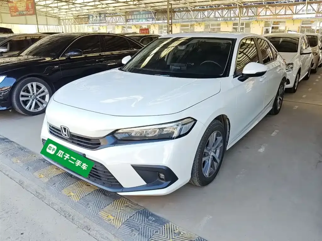 Honda Civic — фото 1