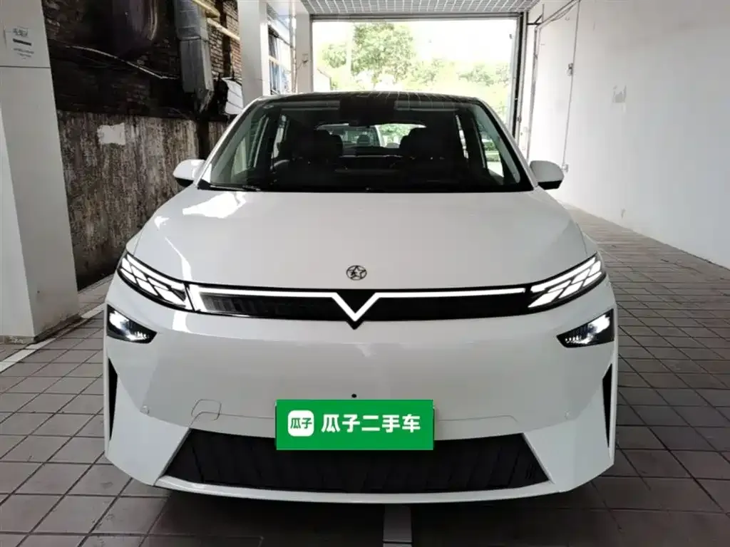 Venucia VX6 2024 из CN, фото 3