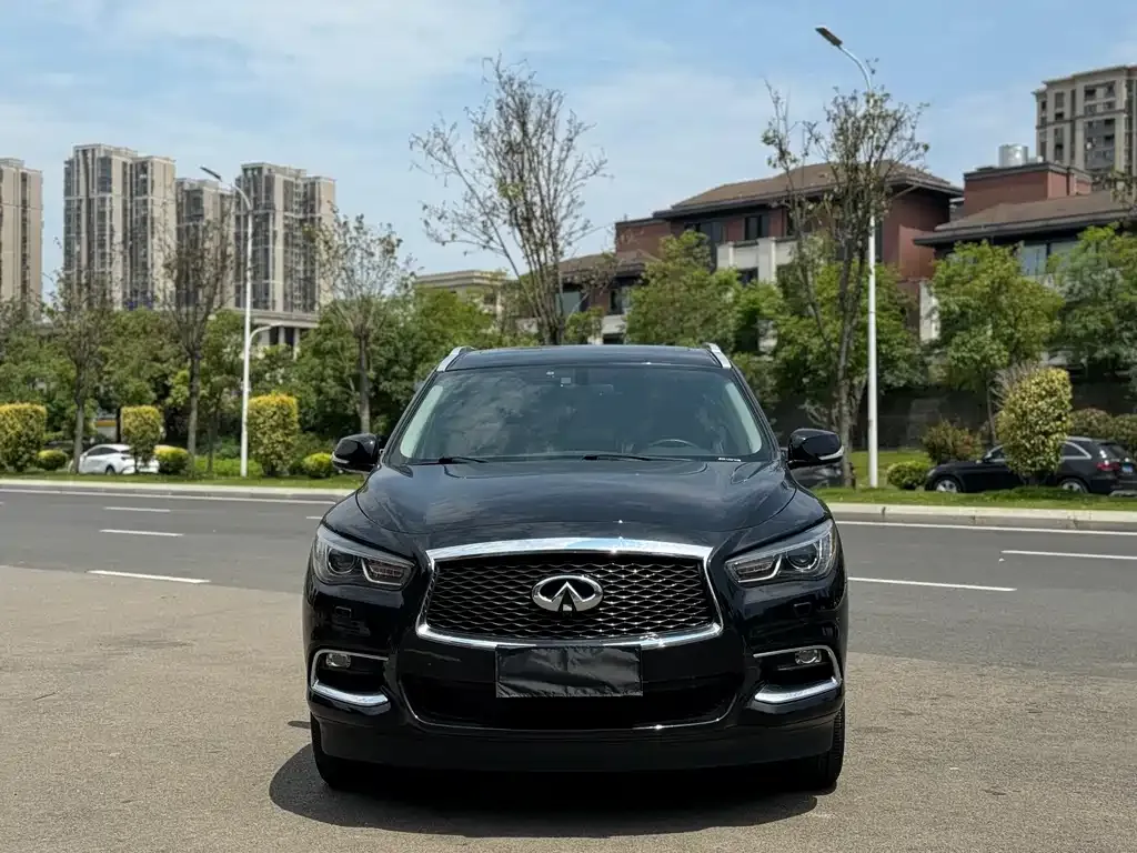 Infiniti QX60 (Import) — фото 9