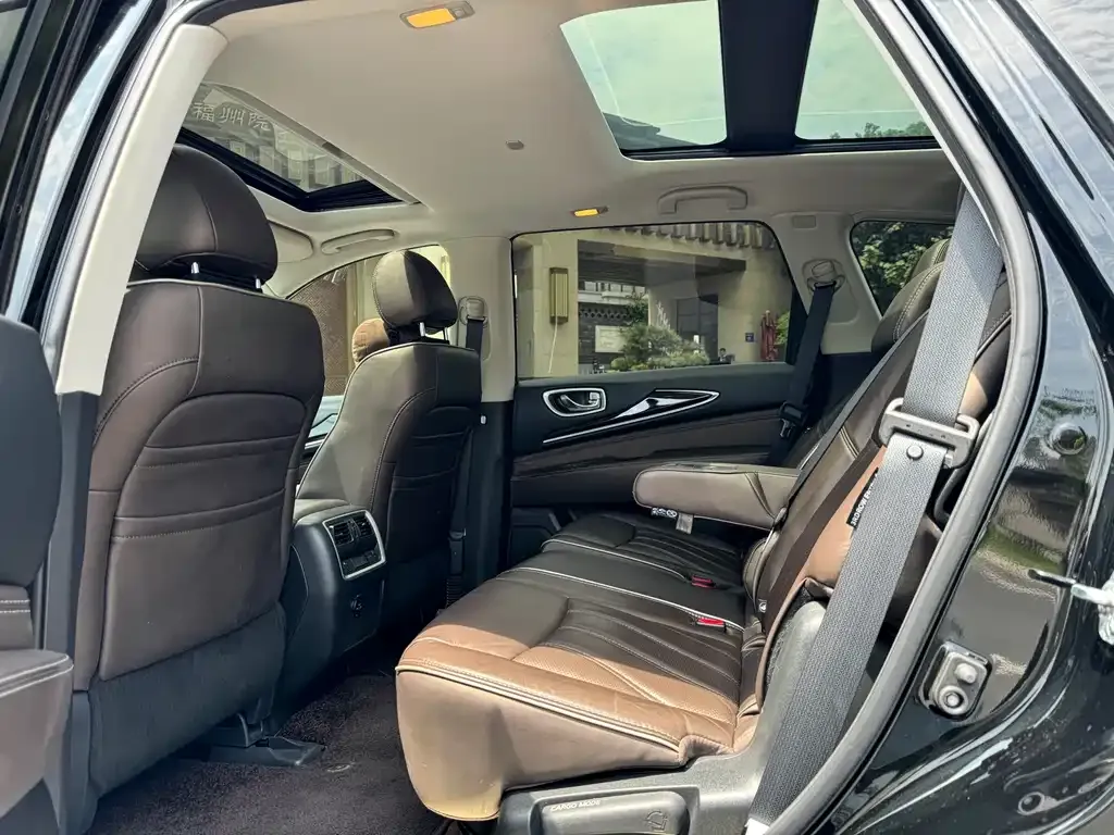 Infiniti QX60 (Import) — фото 8