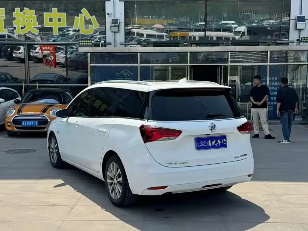 Buick GL6 2023 из CN, фото 9