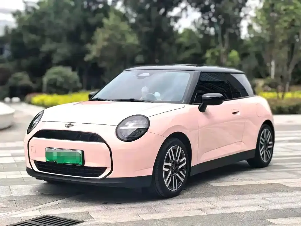 MINI Cooper EV — фото 1