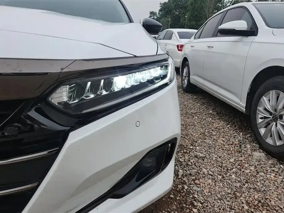 Honda Accord — фото 5